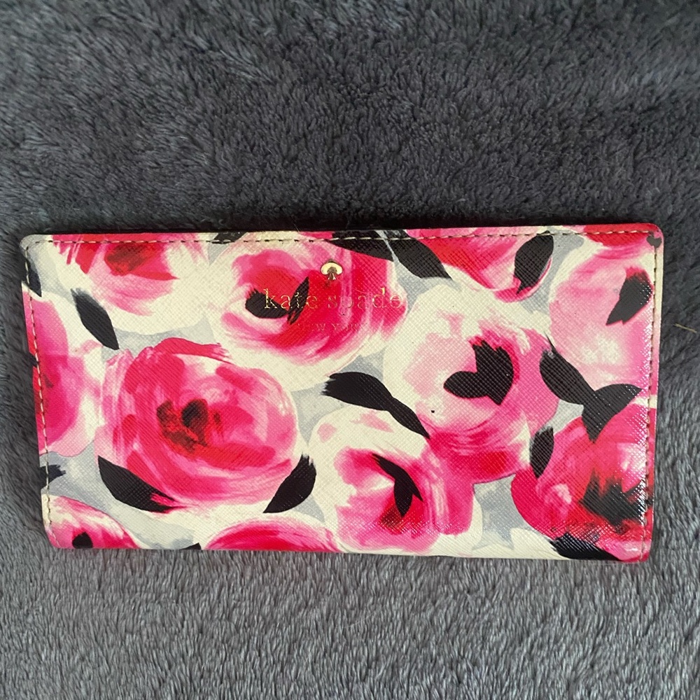 Kate Spade wallet- like new